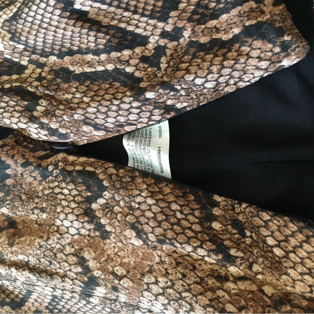 ZARA XS Reptile Patterned CORSE top - Picture 4 of 5